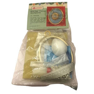 Vintage LEEWARDS "Blue Egg" 1974 Framed Boutique Kit 16-47239 Holiday Easter Egg